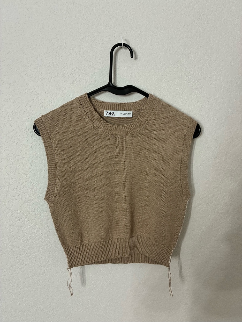 ZARA Crewneck Knit Sweater in Camel Size S